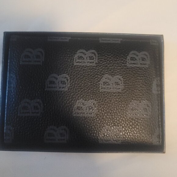 Ben Baller Did The Chain Passport Holder Rare 2019 NTWRK Exclusive Release - Picture 1 of 5